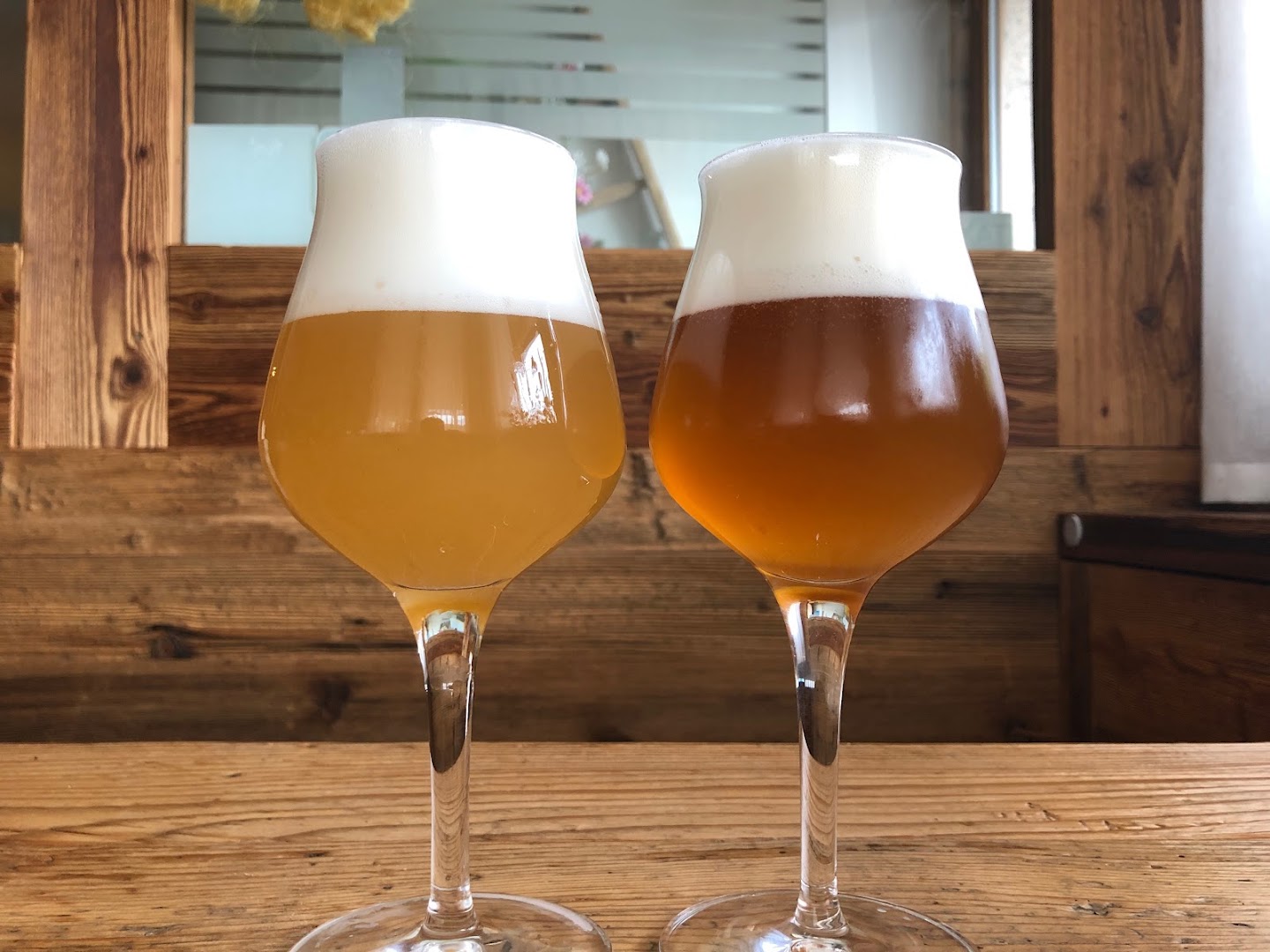 COMPARSA Pizzeria con Birrificio