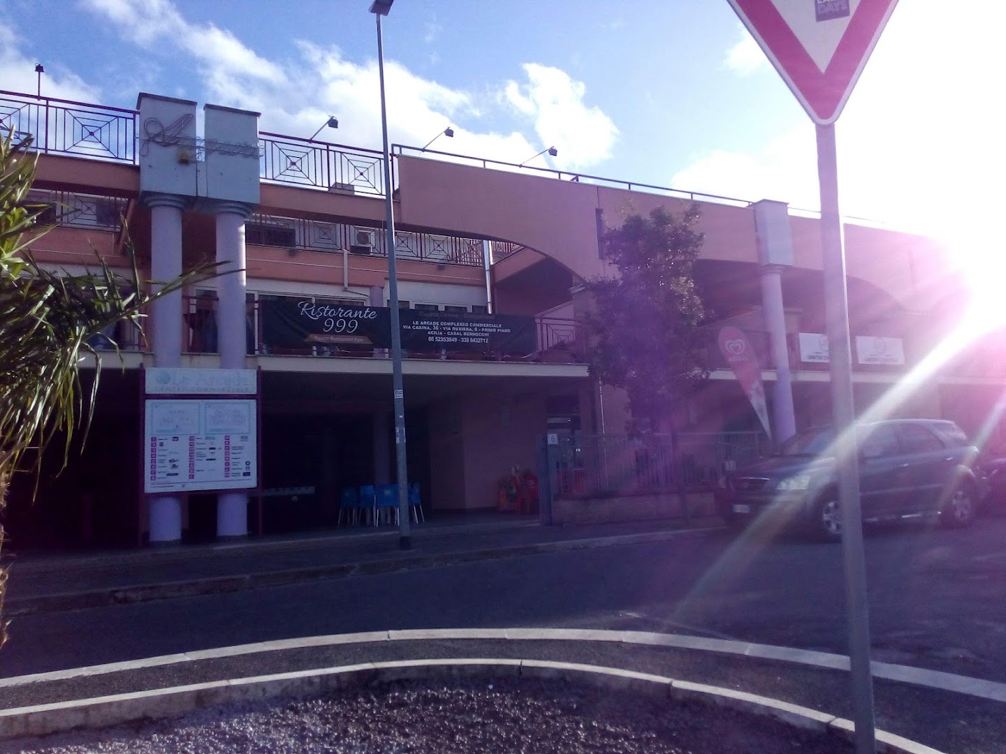 Complesso Commerciale Le Arcade