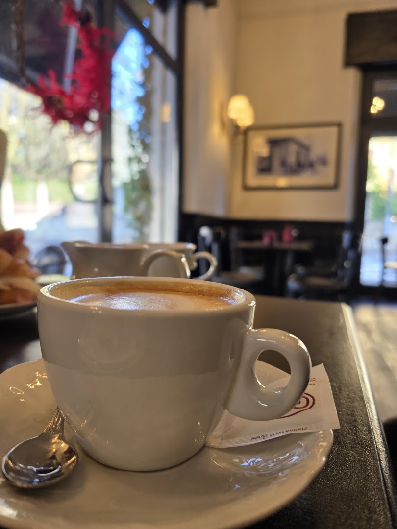 Compton Café, Bergamo