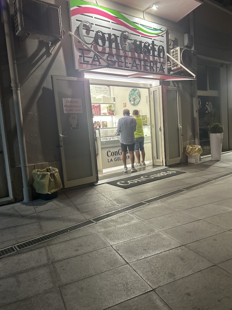 Con Gusto La Gelateria, Soverato