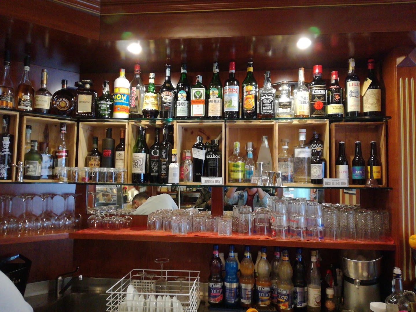 Convivio Caffè & Malizie