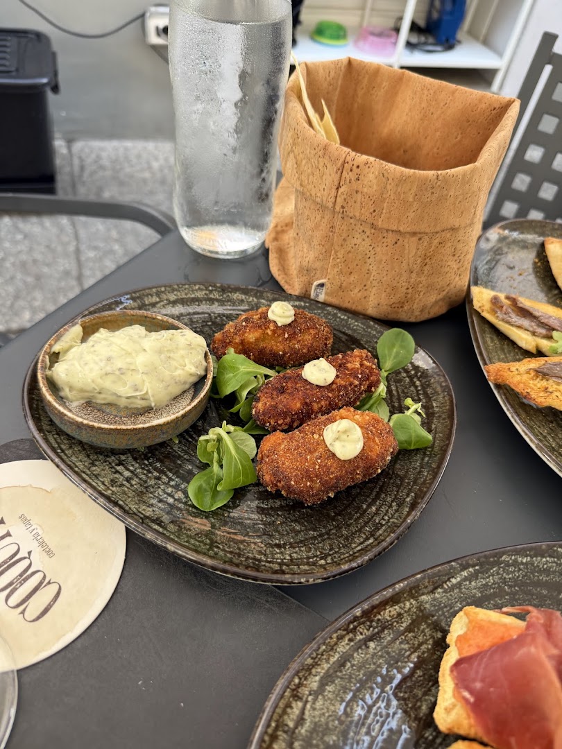Coquito - Cocteleria y Tapas