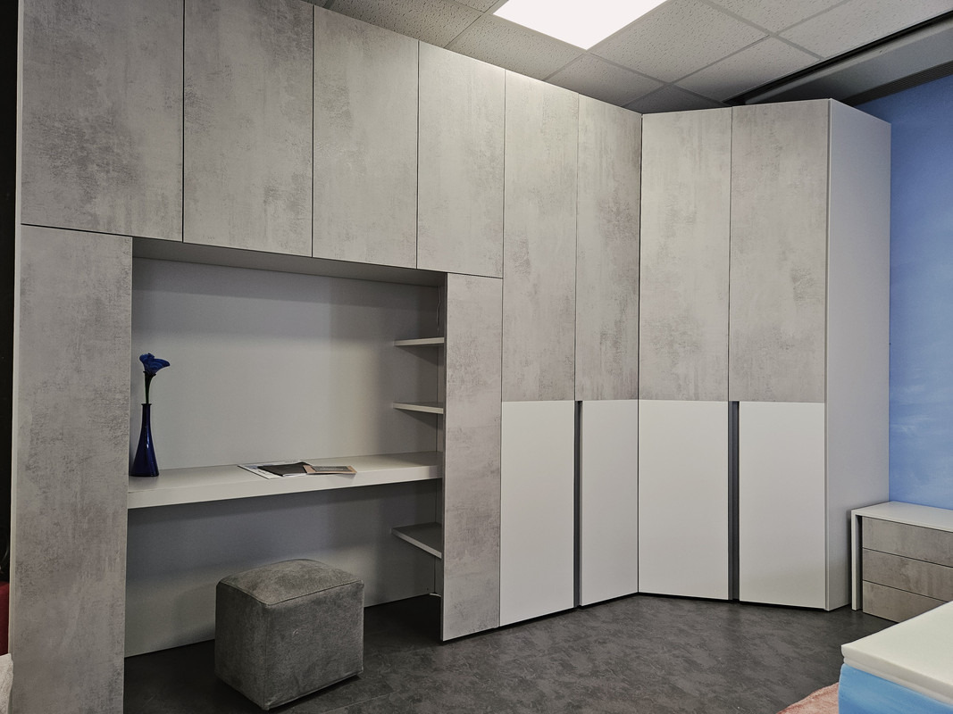 Corazzi Mobili & Arredo