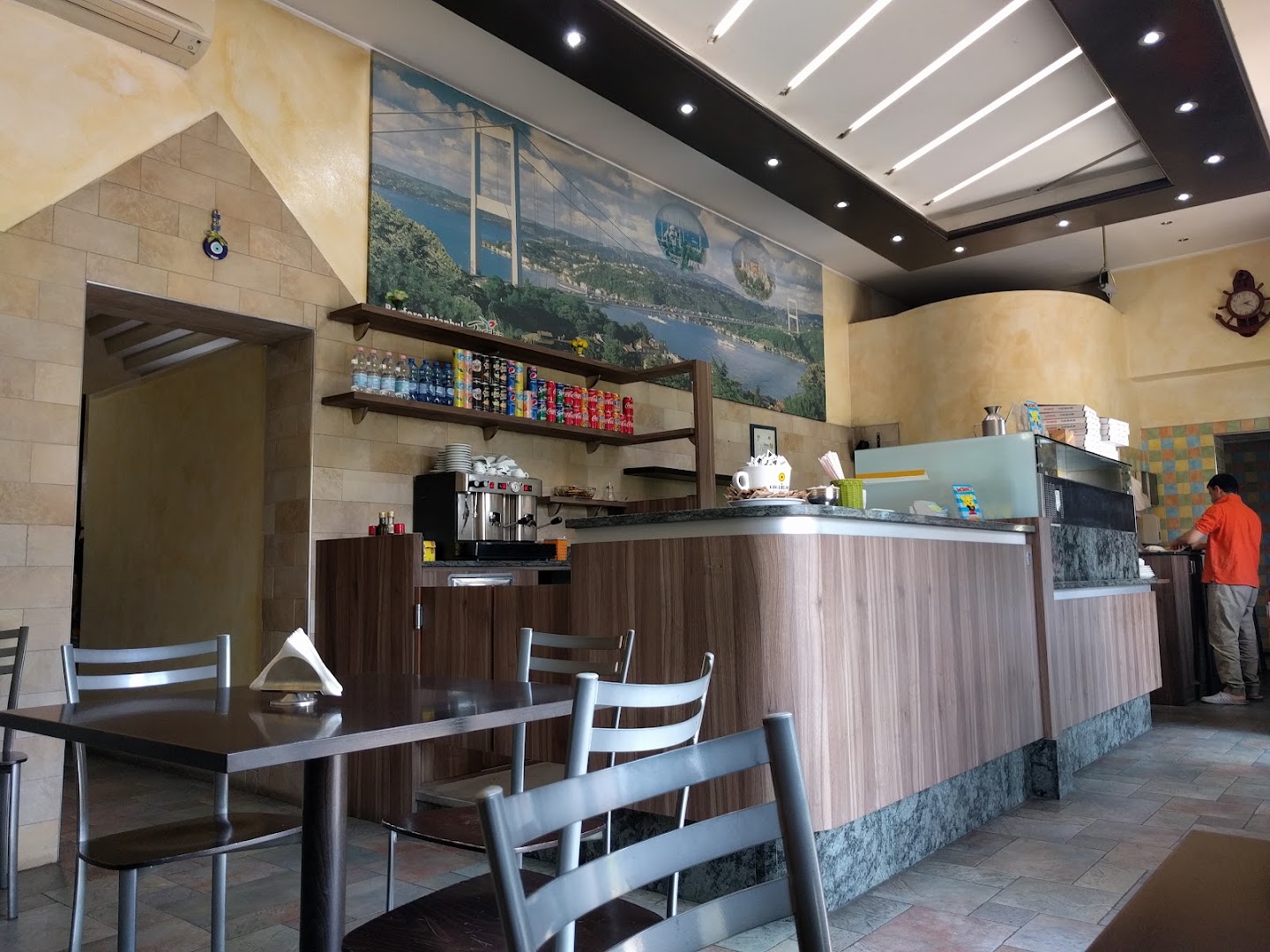 Cormano Turkish Kebap Pizza-Grill-Bar