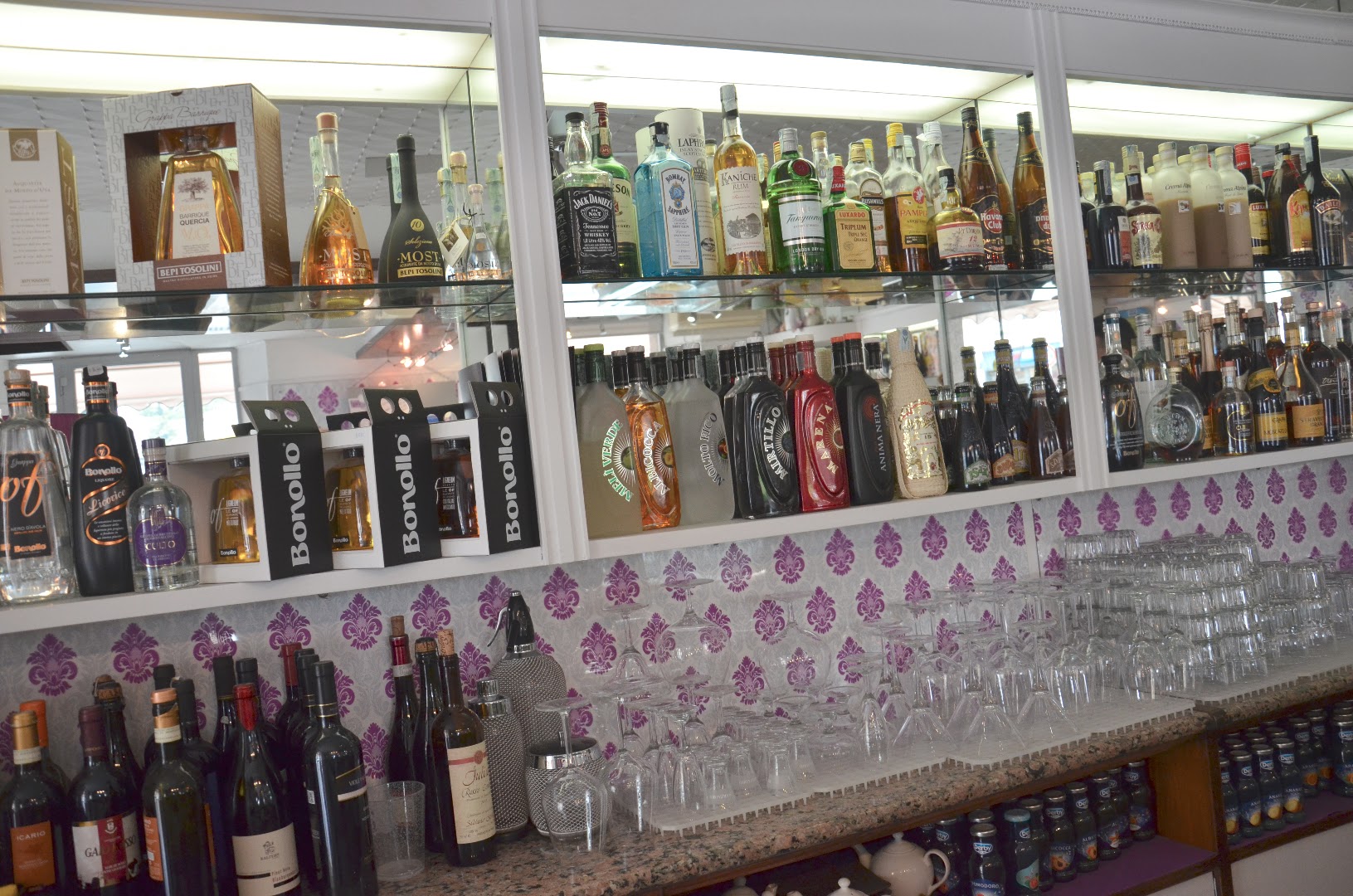 Corner Caffe' Srl, Ancona