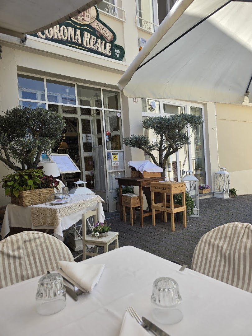 Corona Reale Trattoria Vineria