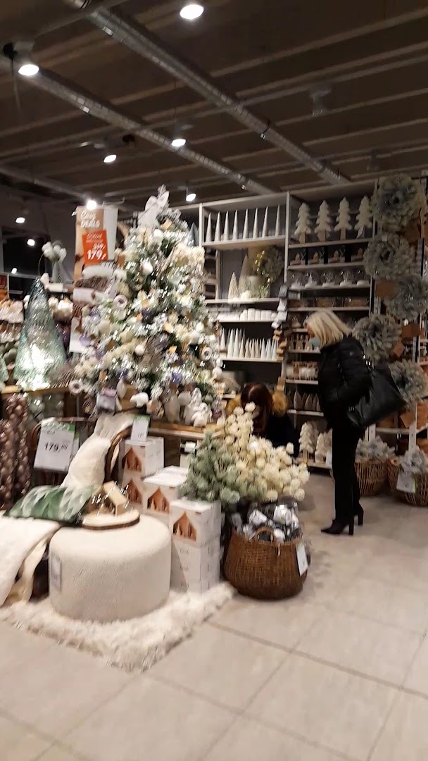 CorridoMnia Shopping Park