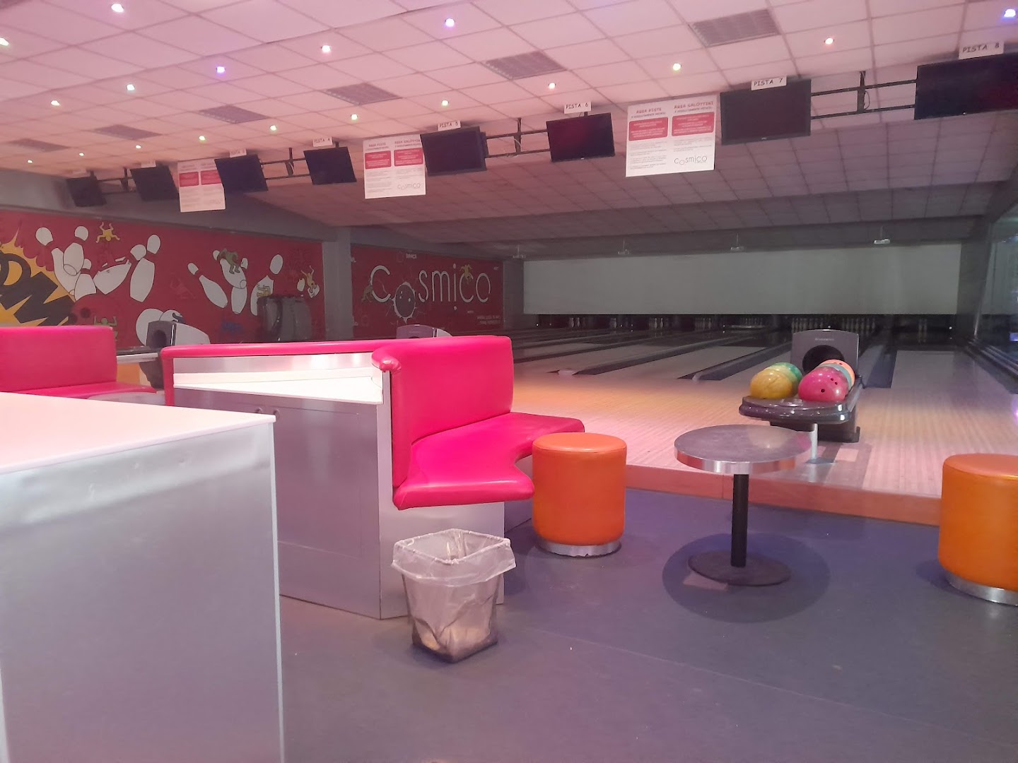 Cosmico Bowling