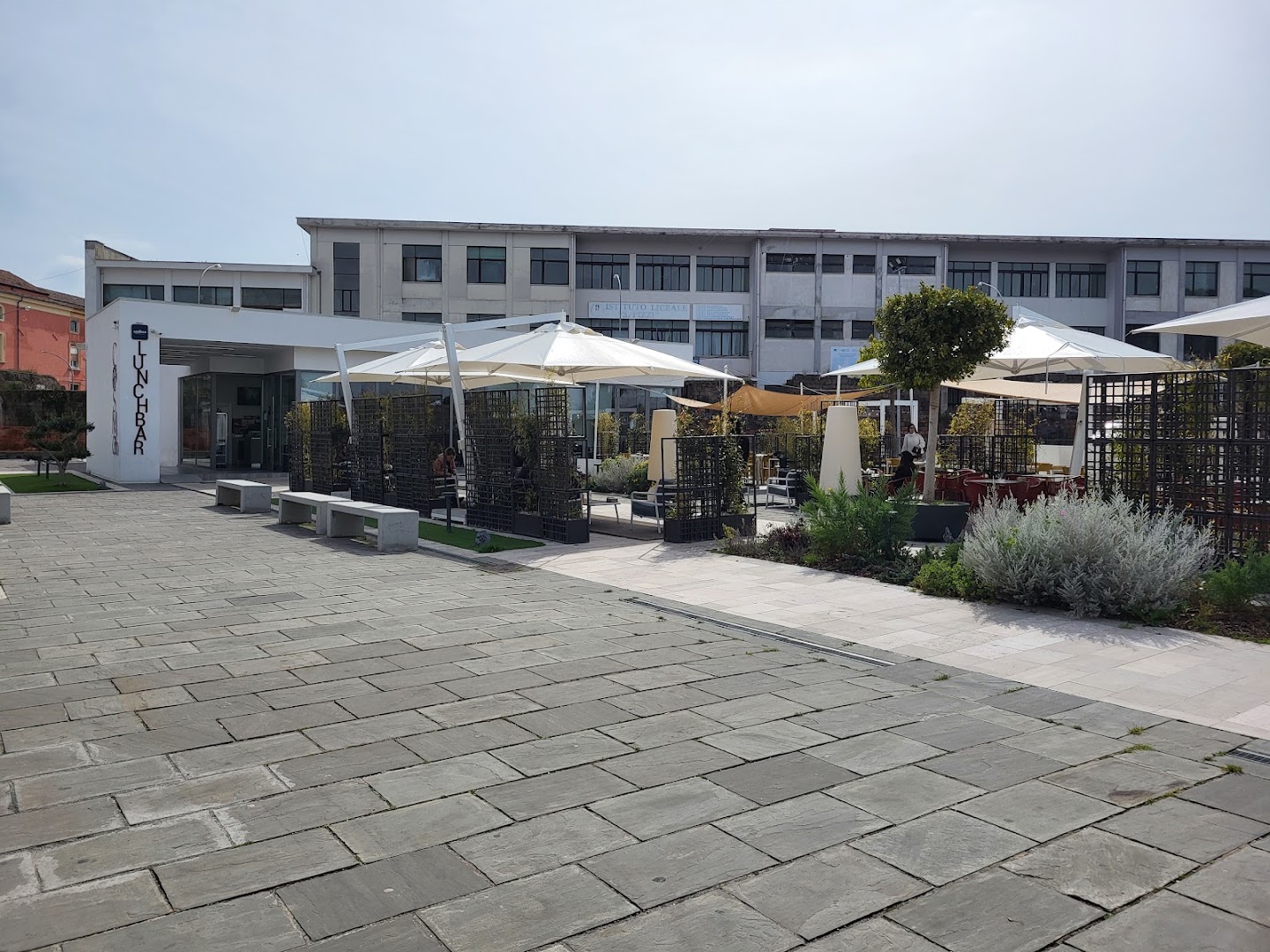 Cosmo16 Lunch Bar