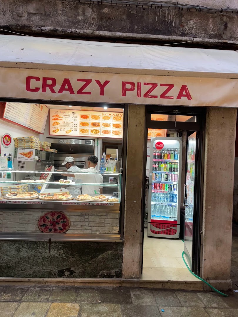 Crazy Pizza (halal pizza)