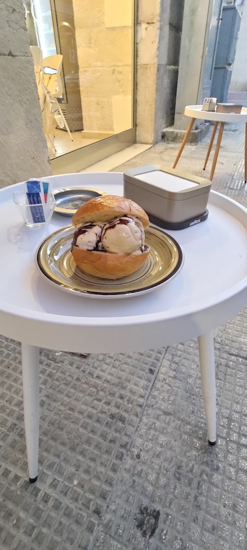 Crema & Cioccolato Gelateria Caffetteria, Trani