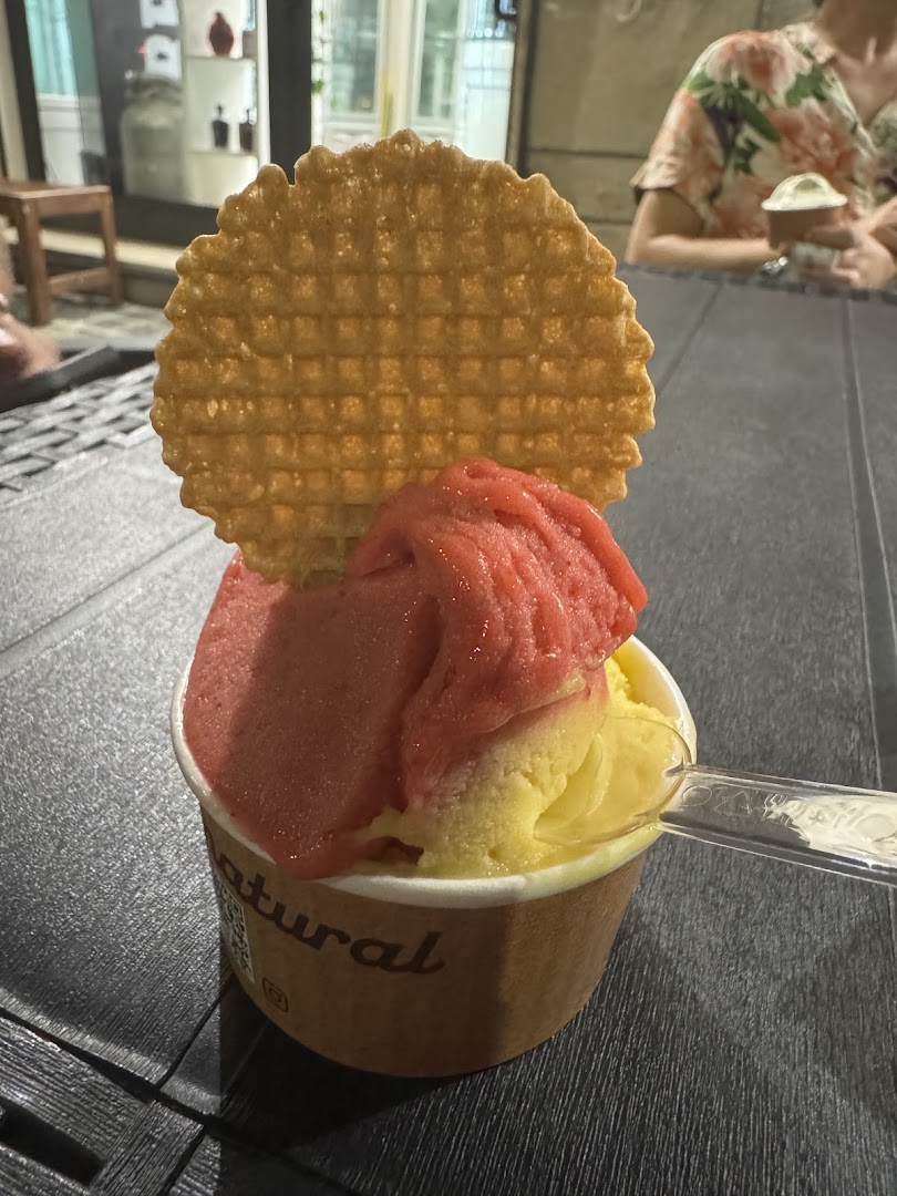 Cremeria Supernatural Bologna. Gelato Naturale / Clean Label