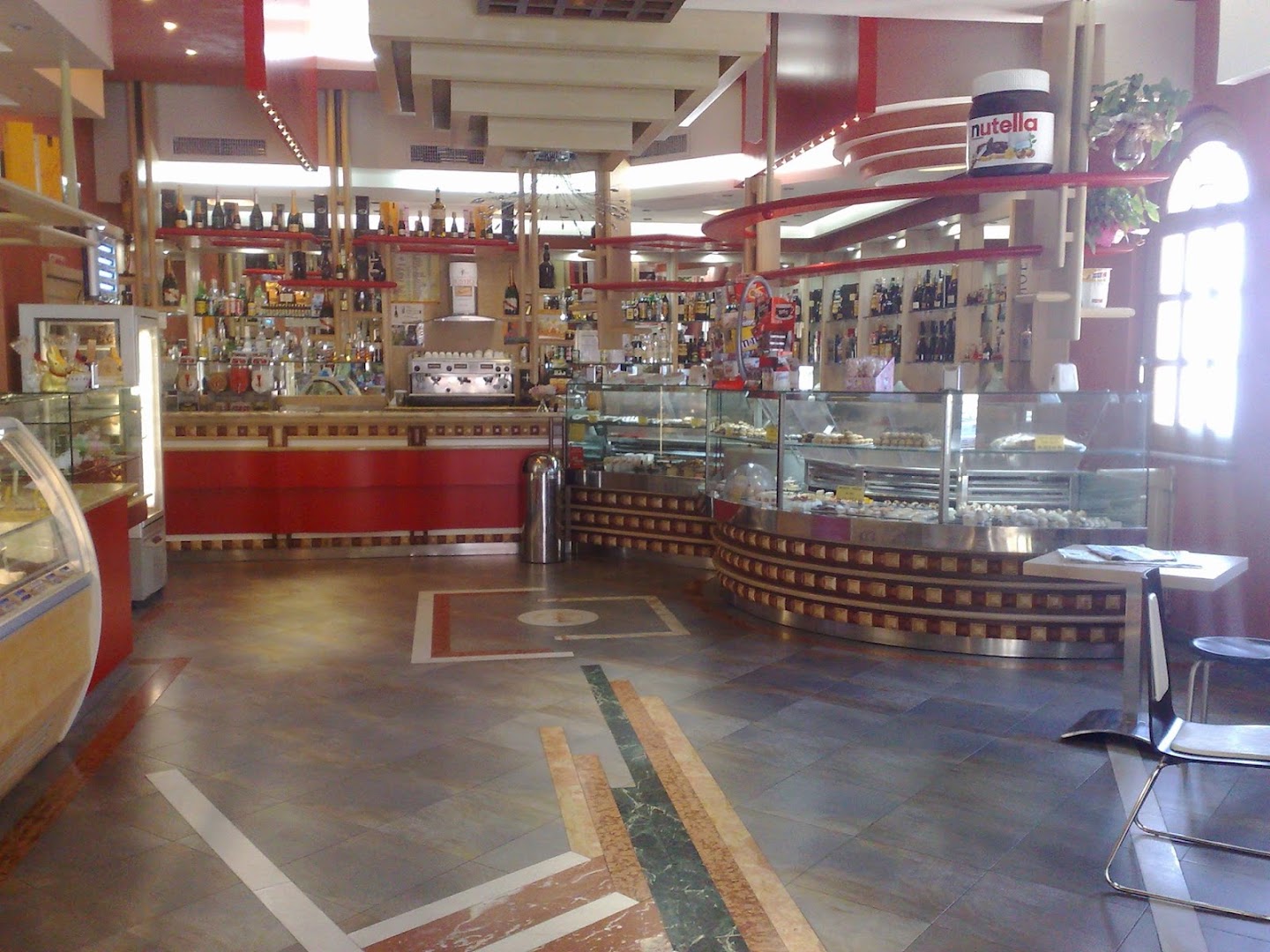 Cristal Bar Pasticceria Gelateria e Cristal Food Panificio Pizzeria Rosticceria Gastronomia