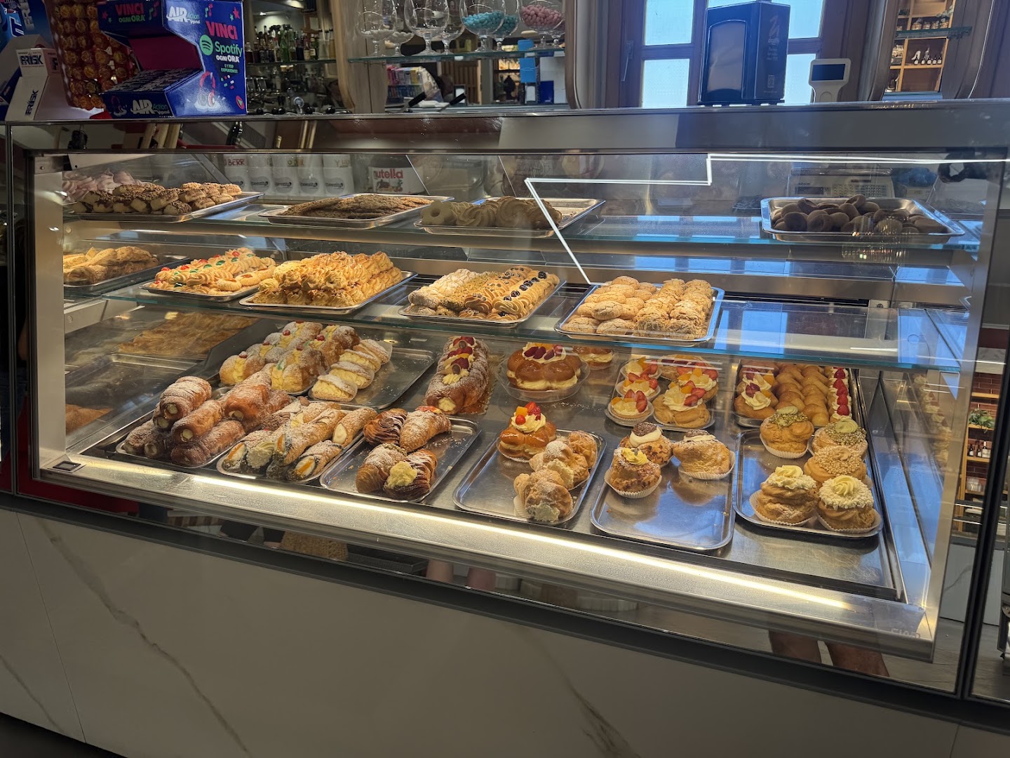 Cristal Bar Pasticceria Gelateria e Cristal Food Panificio Pizzeria Rosticceria Gastronomia, Rosarno