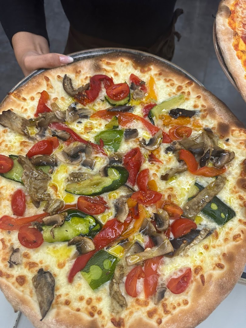 Cristal Bar Pizzeria