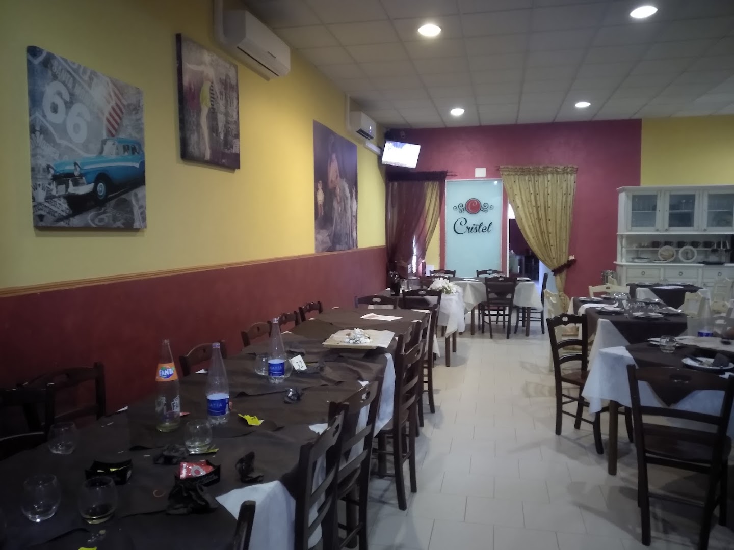 Cristel... Ristorante Pizzeria....Food and Drink