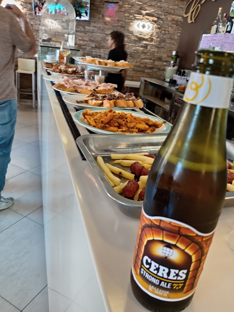 Cristina's Bar, Urgnano