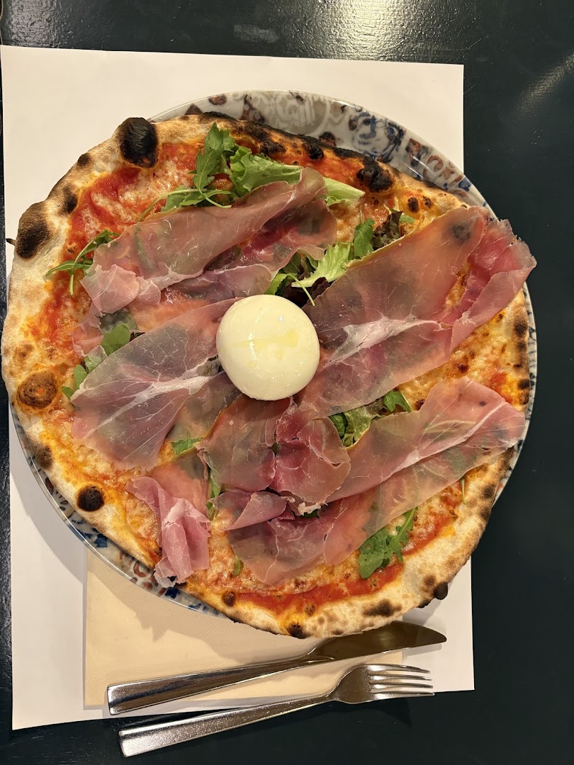 Cristlá Restaurant & Pizza