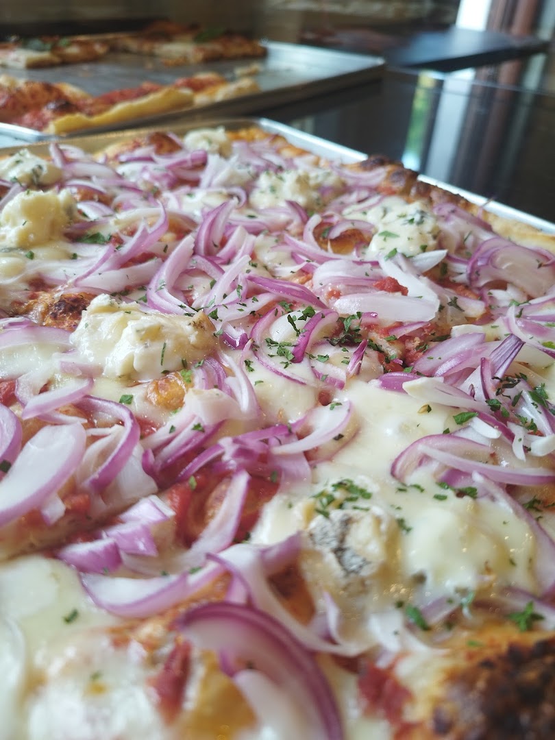Croccante pizza al taglio e asporto