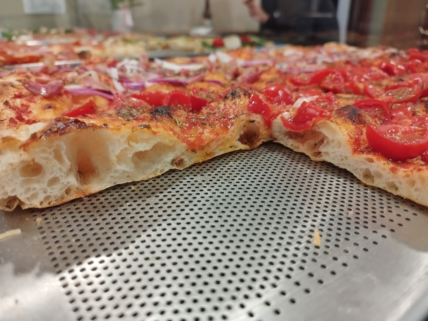 Croccante pizza al taglio e asporto