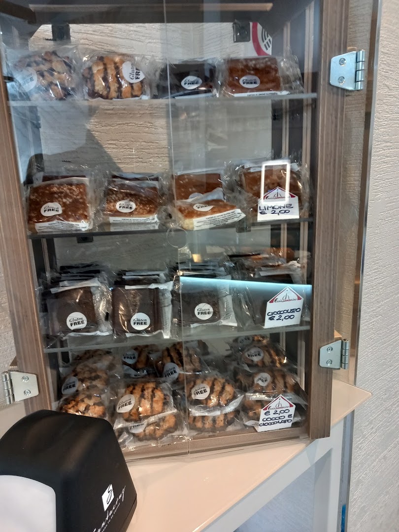 CroisSantorino Coffee Break