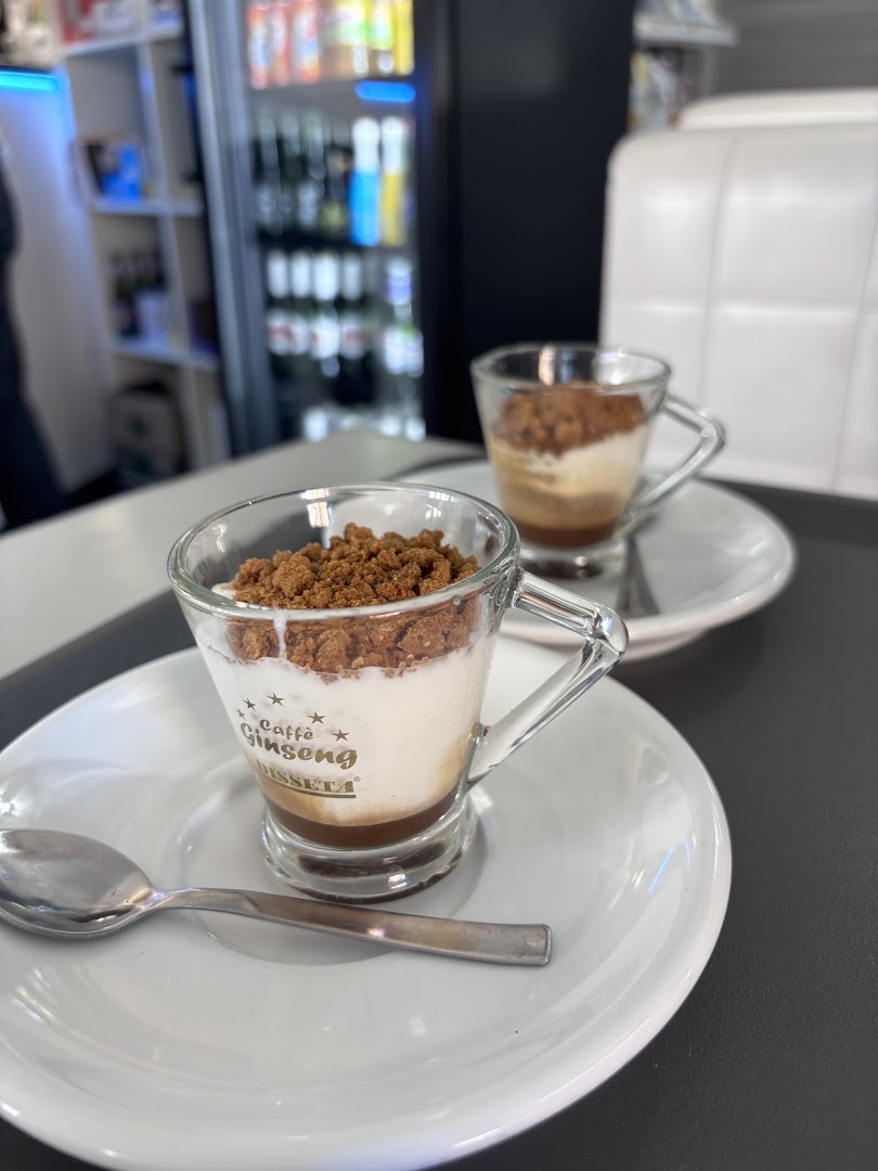 Cronos Cafe'