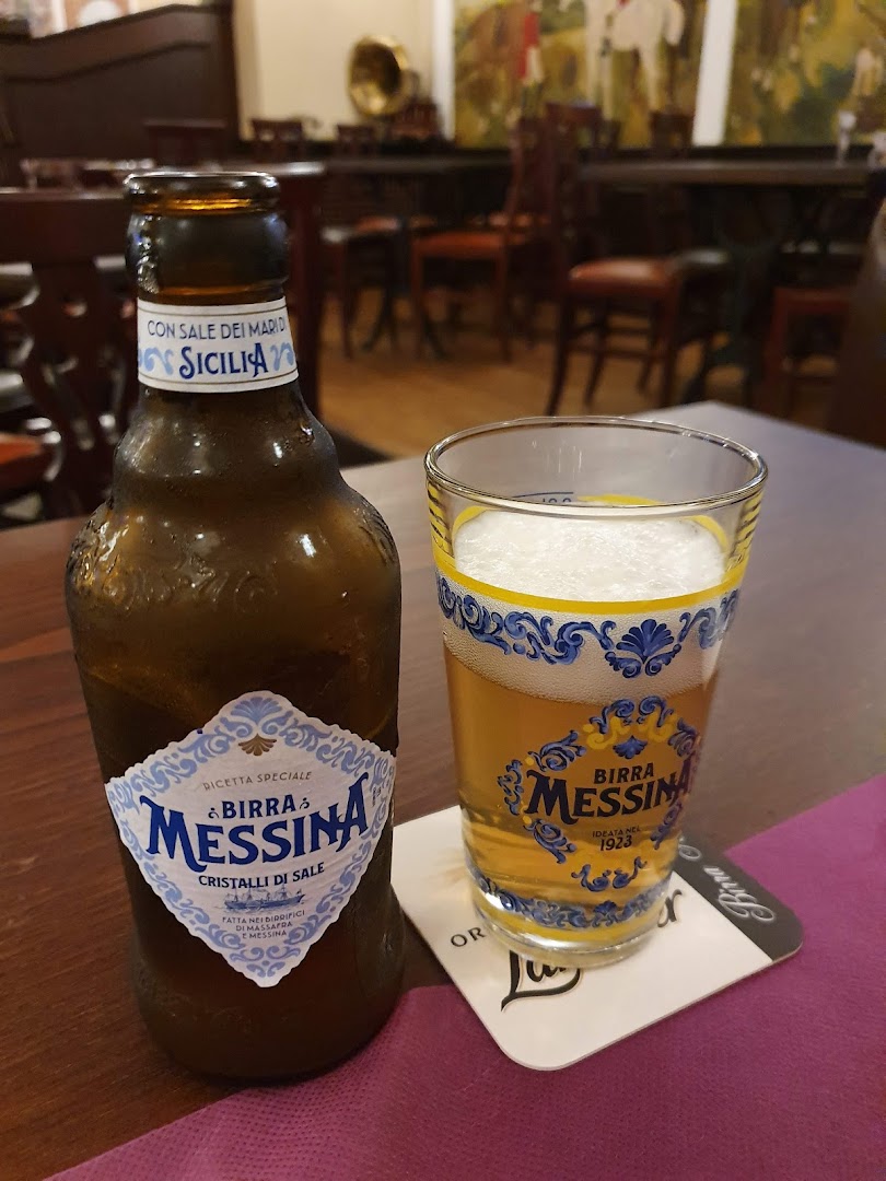 Crown's Pub