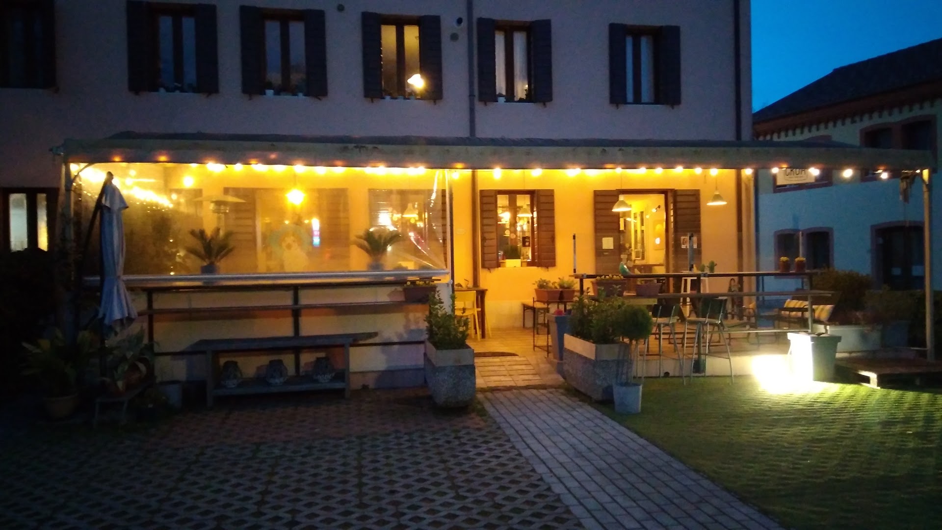 Crua CraftBeerBar