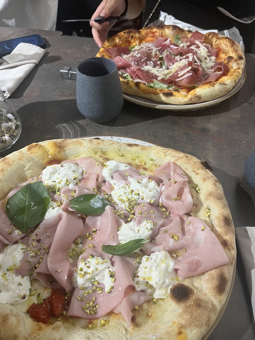 Crunch Di Cristian Tolu - Pizzeria a Quartu Sant'Elena