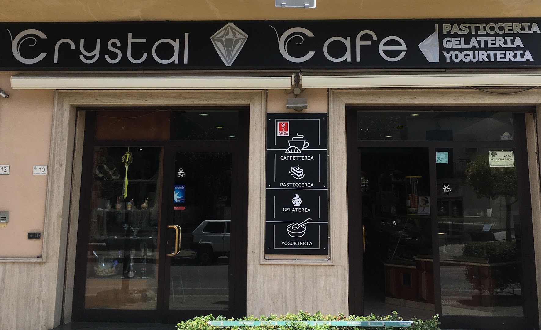 Crystal Cafe