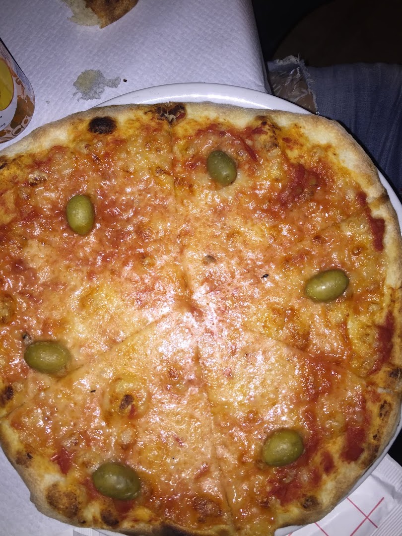 Crystal Pub Pizzeria