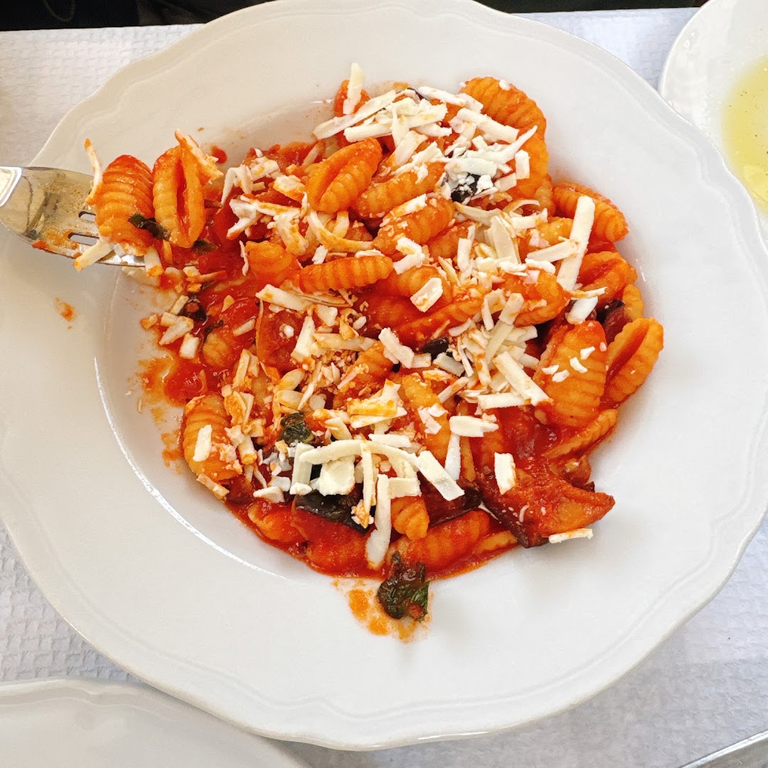 Cucina Sincera - Chiacchiere e Pancia Piena