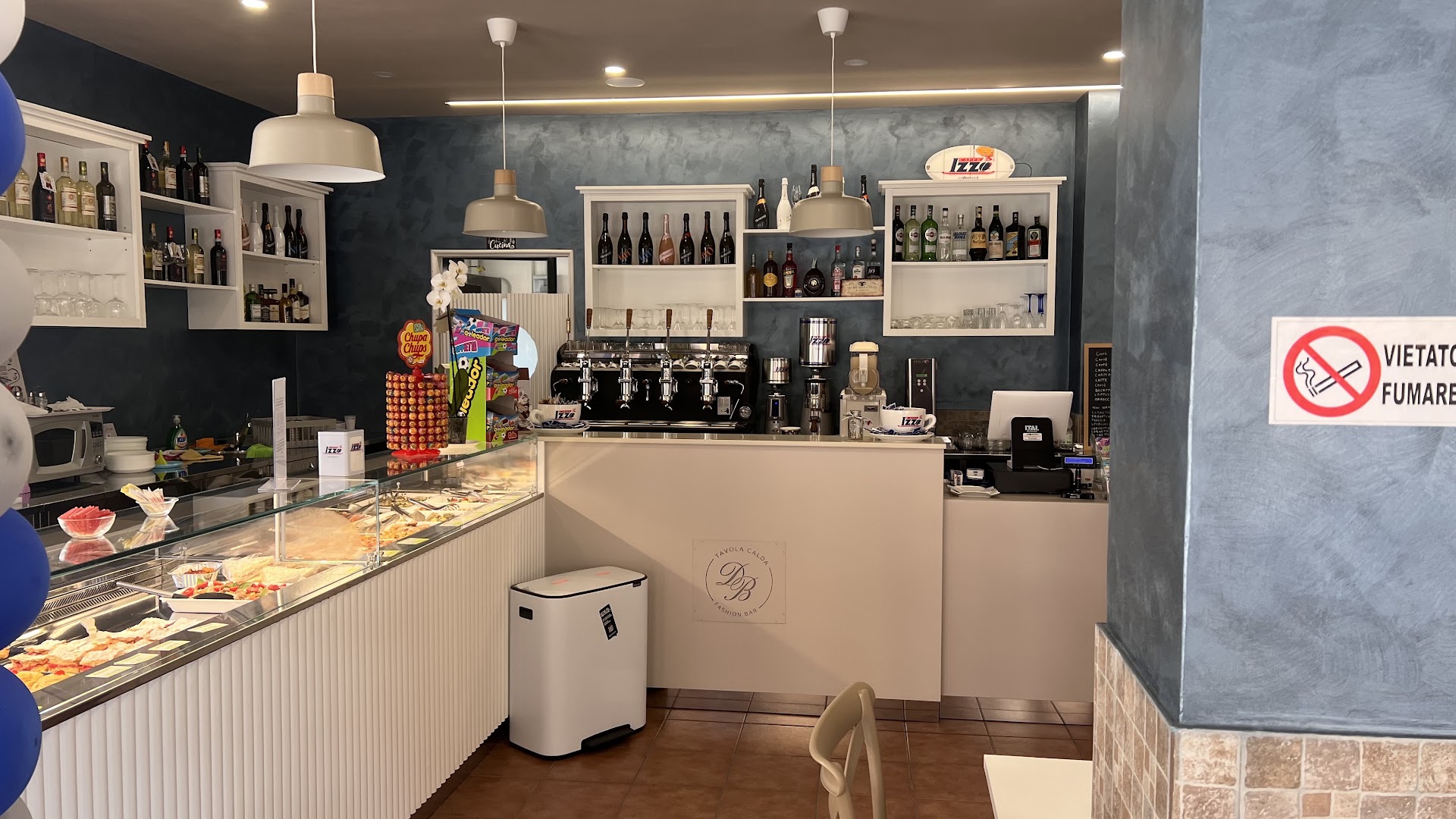 D&B Fashion Bar Tavola Calda