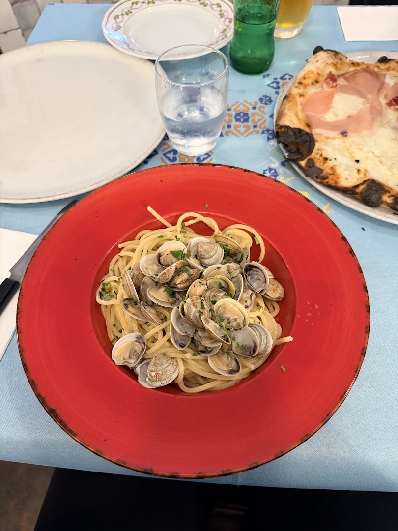 Da Emilio- Tenuta Tre Piccioni