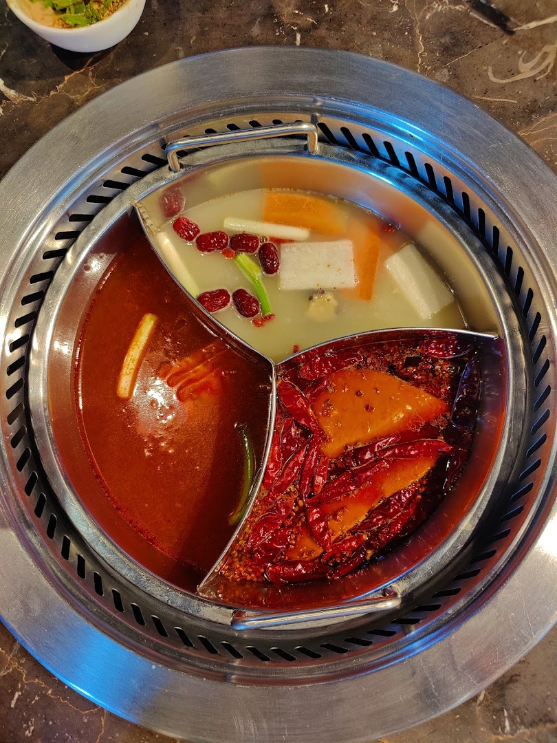 Da Long Yì Hot Pot | 大龙燚火锅 (Padova)