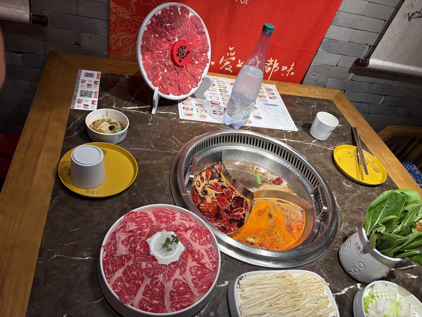 Da Long Yì Hot Pot | 大龙燚火锅 (Prato), Prato