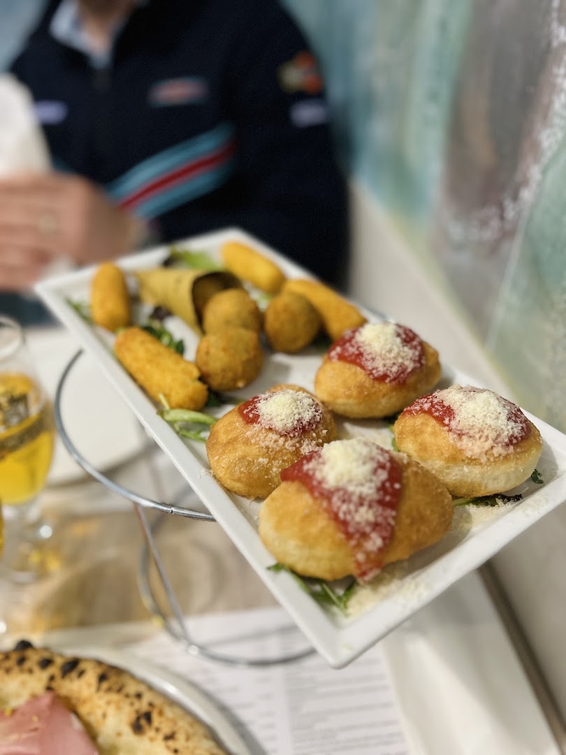 Da Pecchia Pizza e Sfizi Napoletani