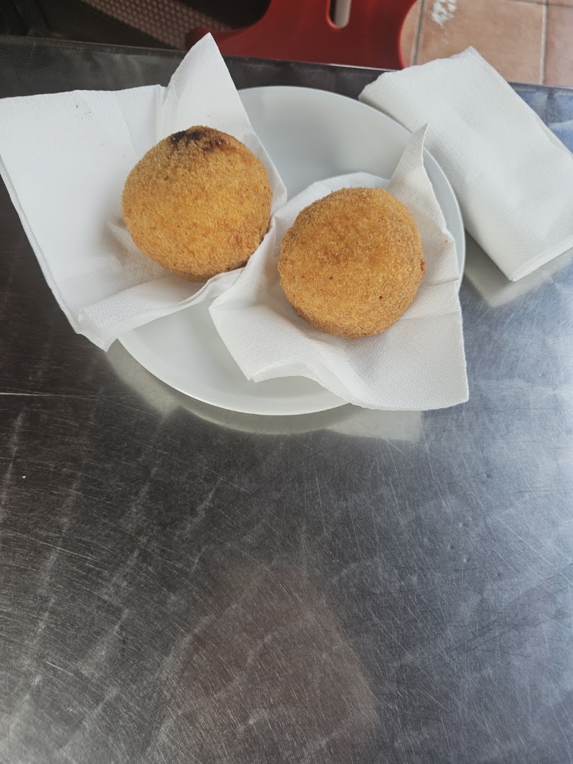 Da Vincenza Pizzeria - Rosticceria - Paninoteca, Altilia