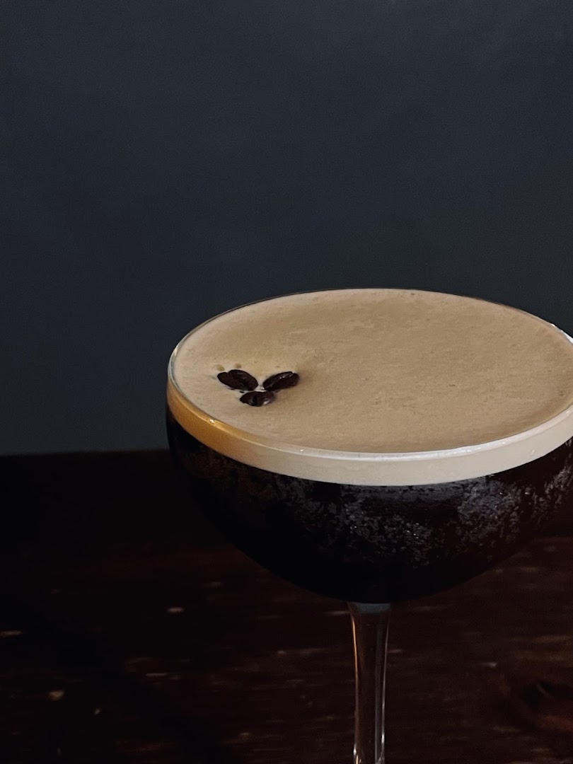 DADA Bar