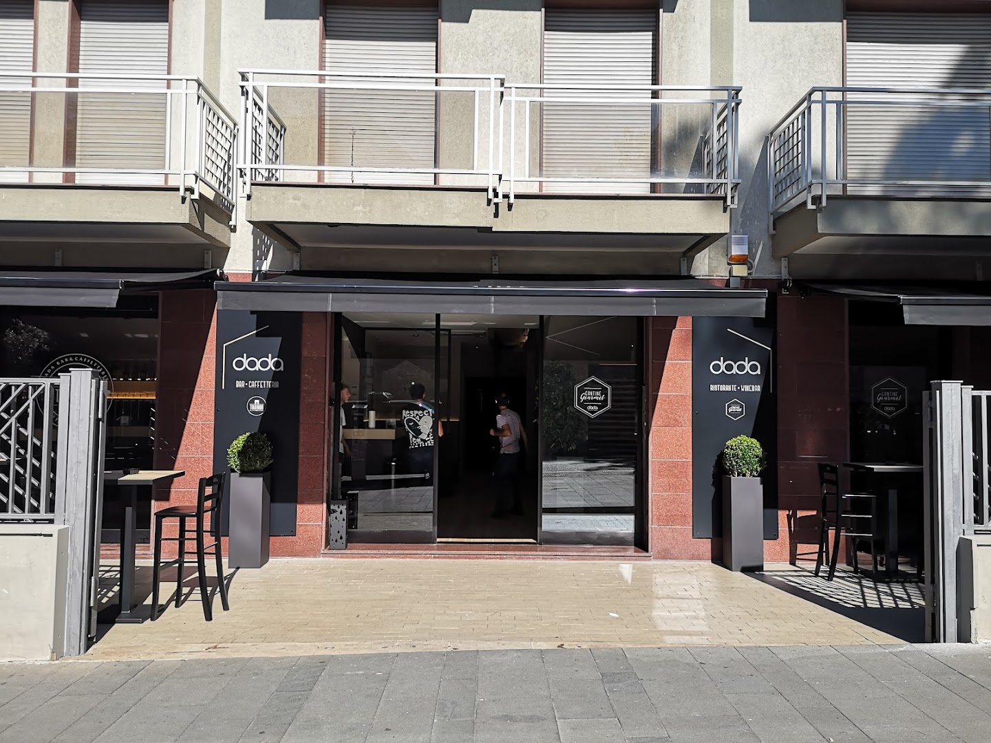 Dada restaurant & bar