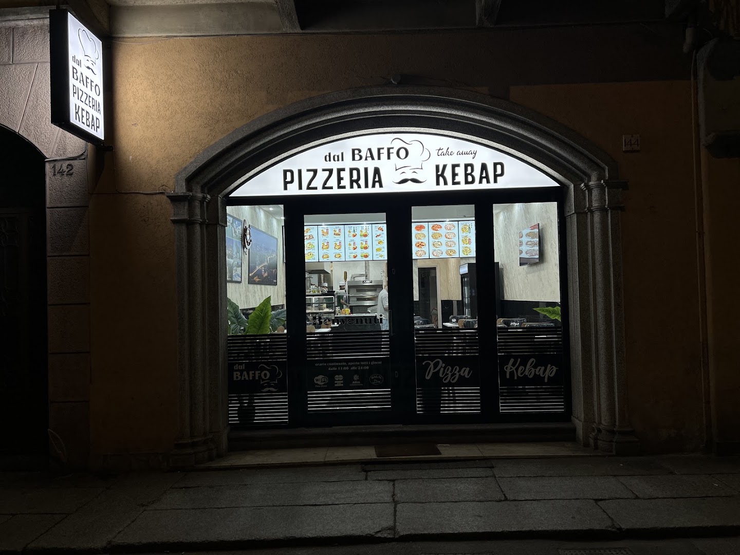 dal Baffo Pizzeria, Kebap