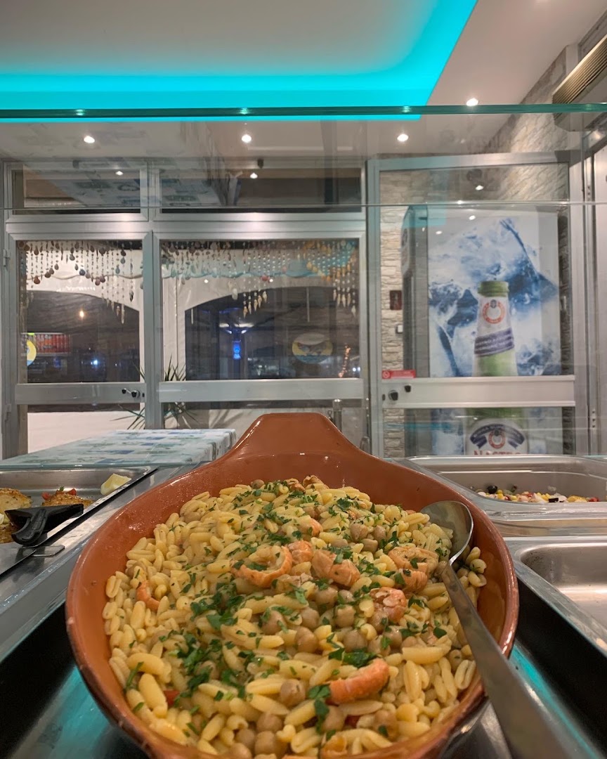 Dal Barracuda fish self service