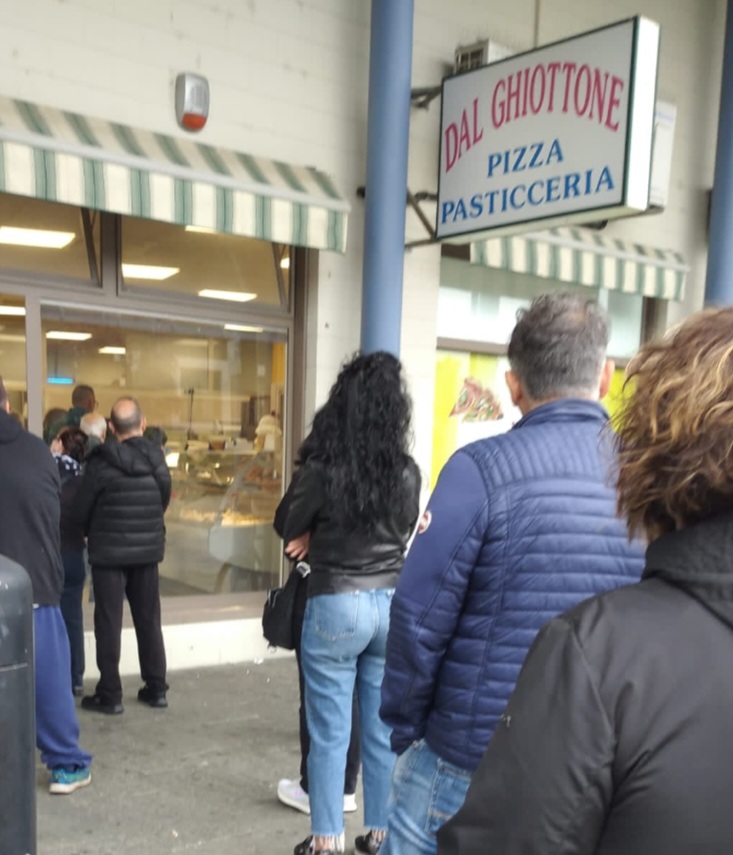 Dal Ghiottone Pizza Pasticceria, Nichelino