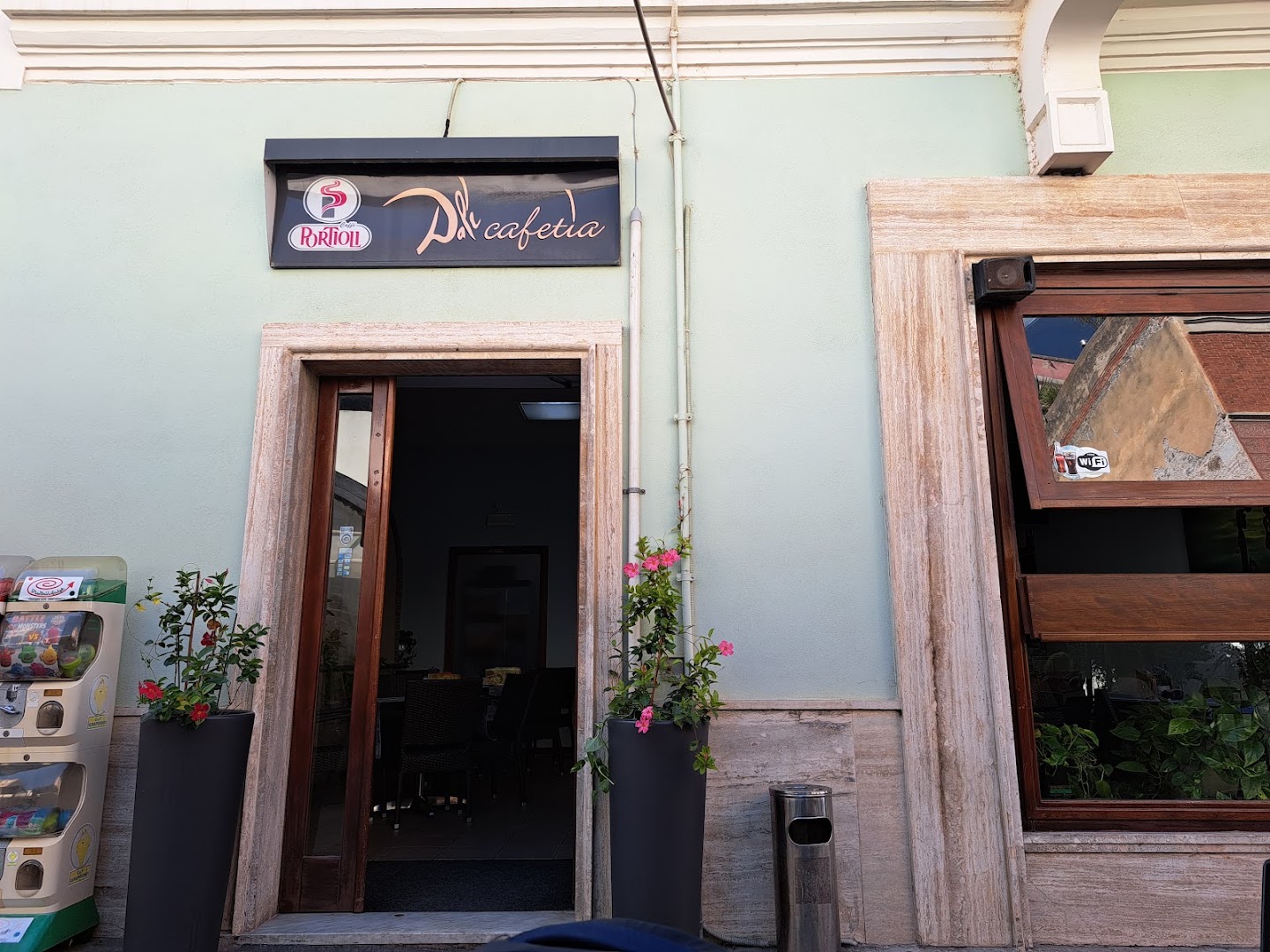 Dali Cafetia