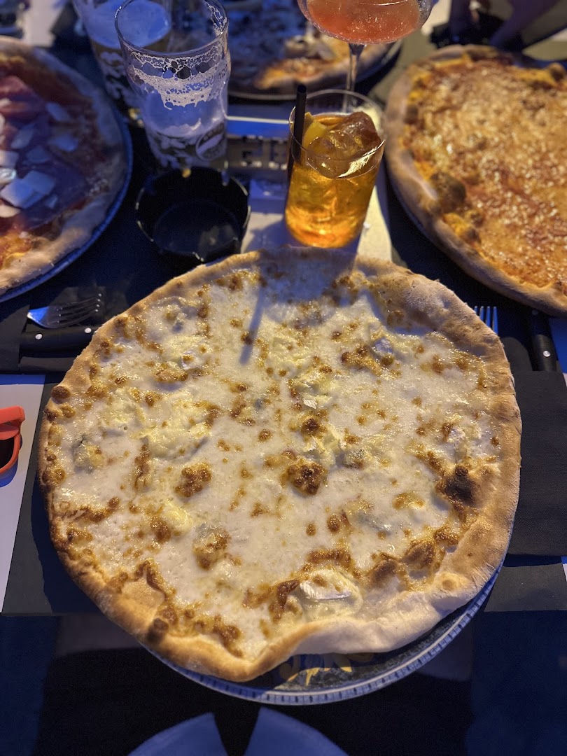 Dalì gintoneria & pizzeria, Sesto Calende