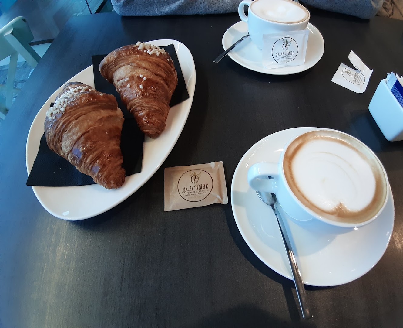 Dall'Umbe Torrefazione Caffè Bistrot Loungebar
