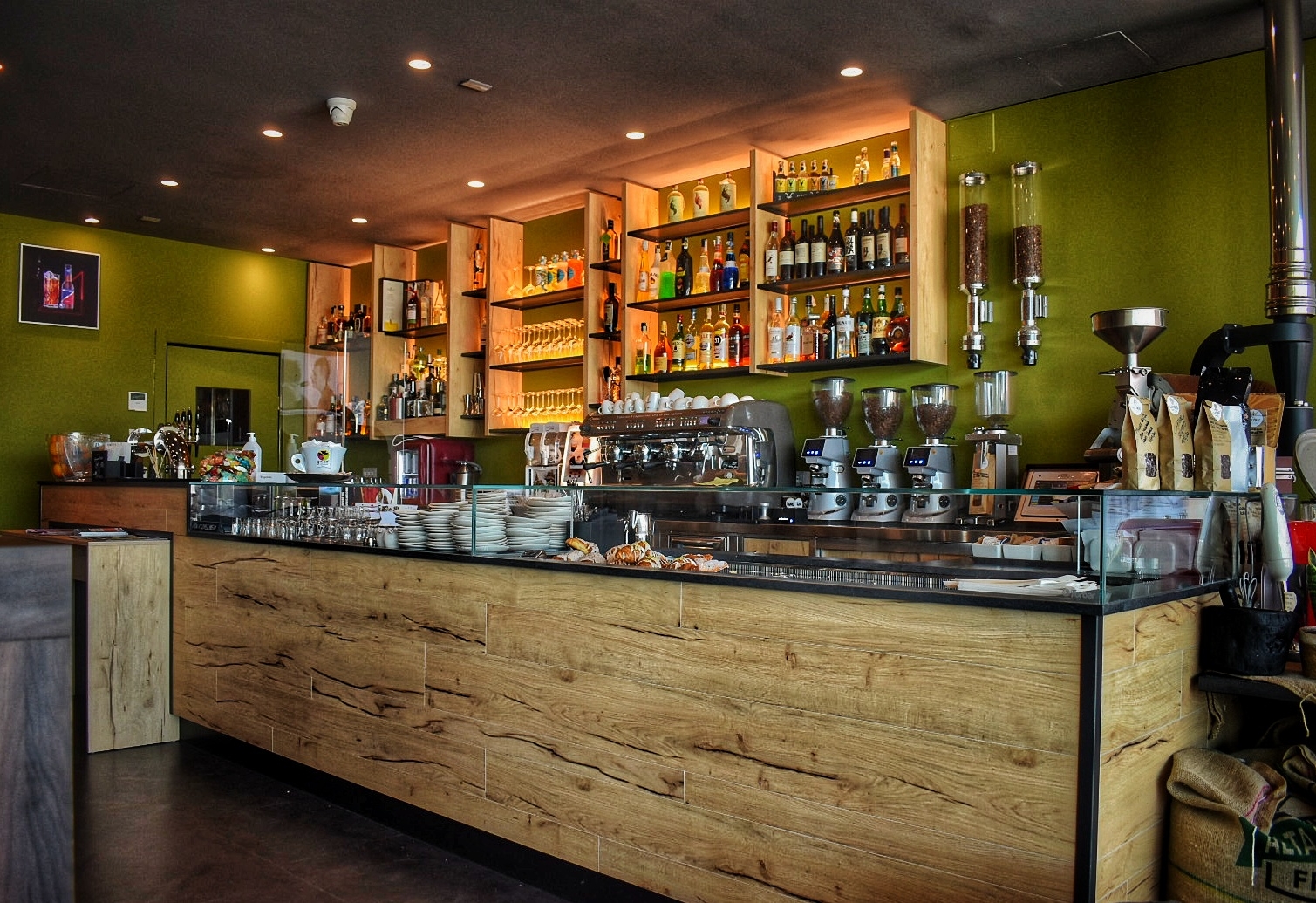Dall'Umbe Torrefazione Caffè Bistrot Loungebar