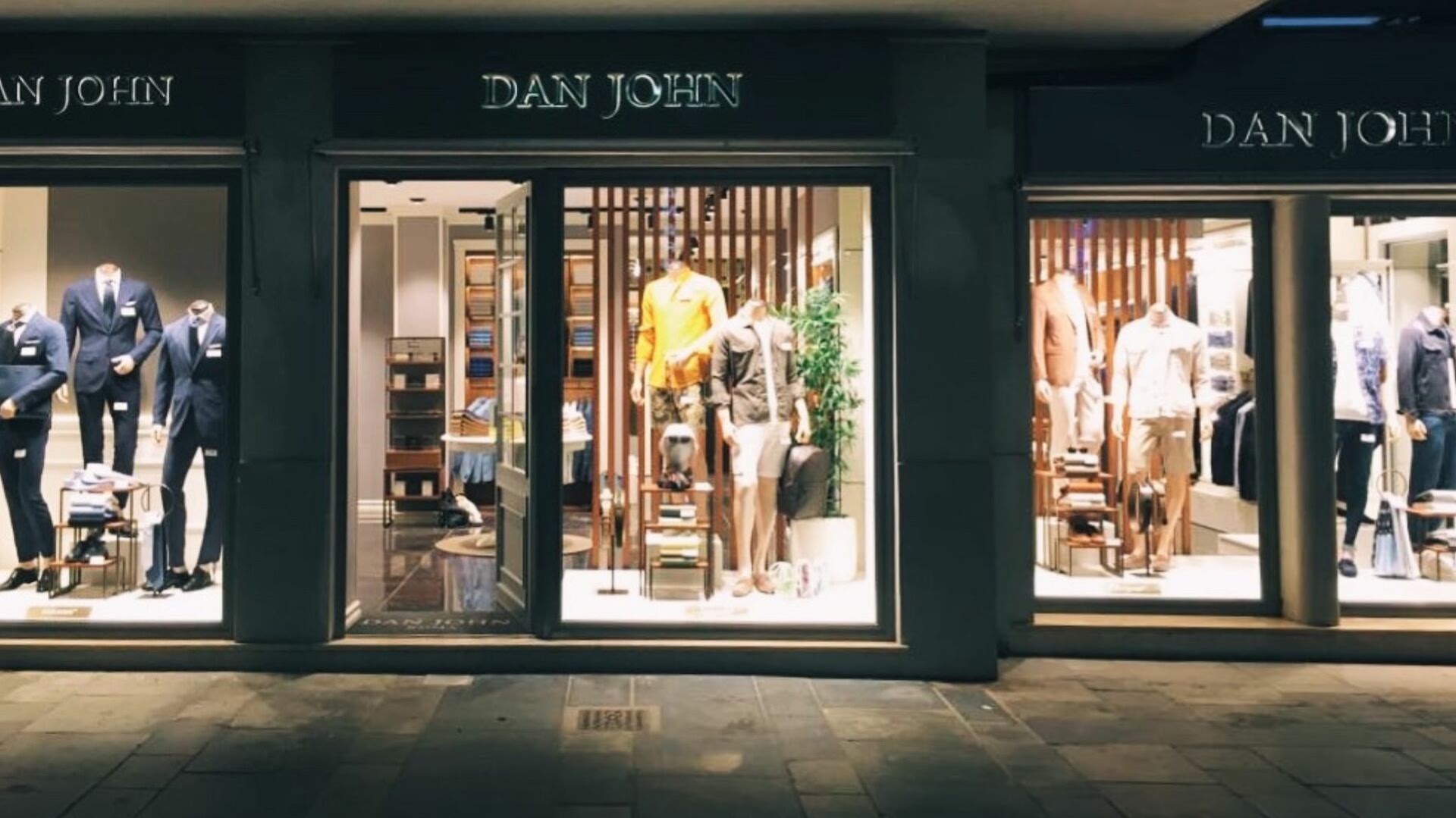 Dan John Viareggio Viale Marconi