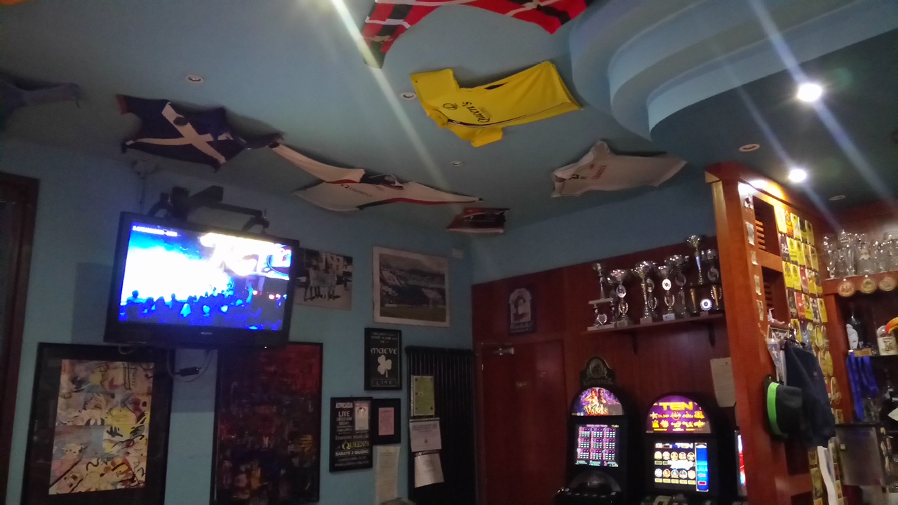 Danger Queen's Bar