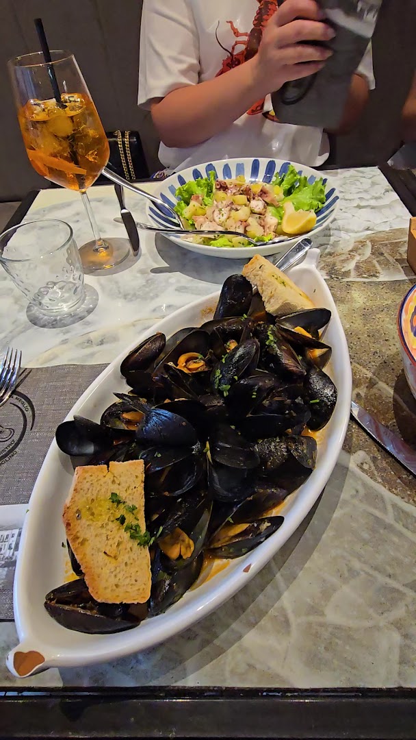 D'ANNUNZIO OSTERIA RESTAURANT BISTRÒ THE DIFFERENT EATING